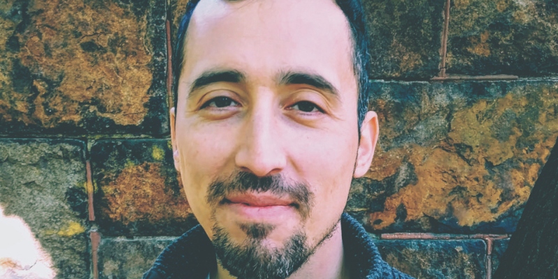 Noé Álvarez Reads an Excerpt from Spirit Run - Vimarsana News