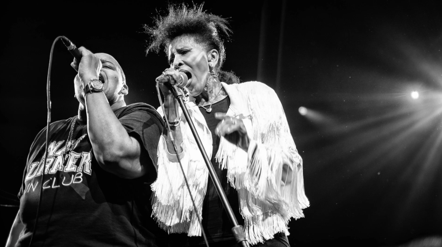 Women Who Fly: Talking to Nona Hendryx About Afrofuturist Histories - Vimarsana News